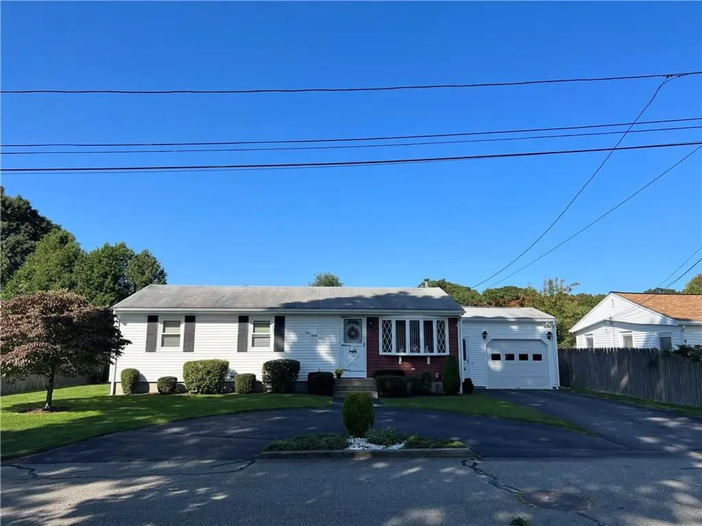 121 Lloyd Avenue Warwick RI 02889