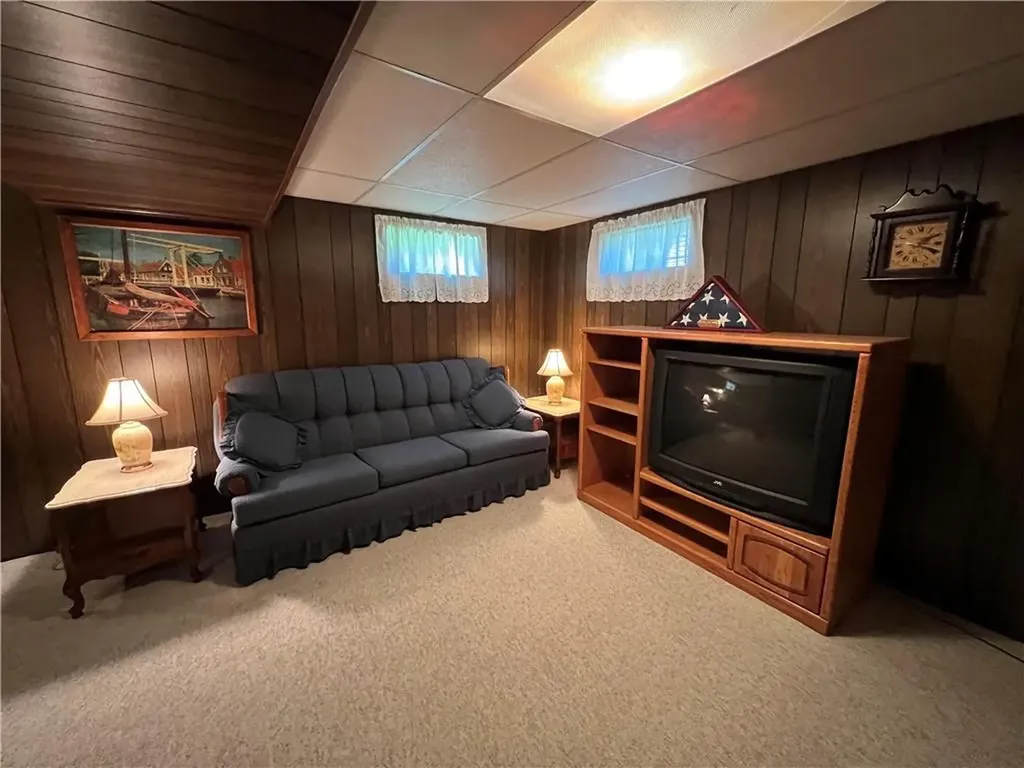 121 Lloyd Avenue Warwick RI 02889