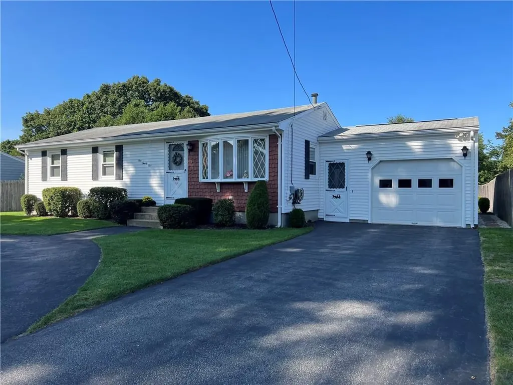 121 Lloyd Avenue Warwick RI 02889