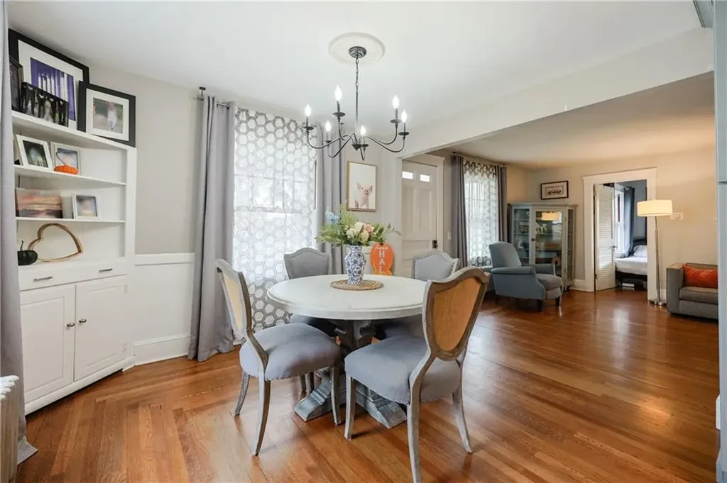 15 Burt Street Warwick RI 02886