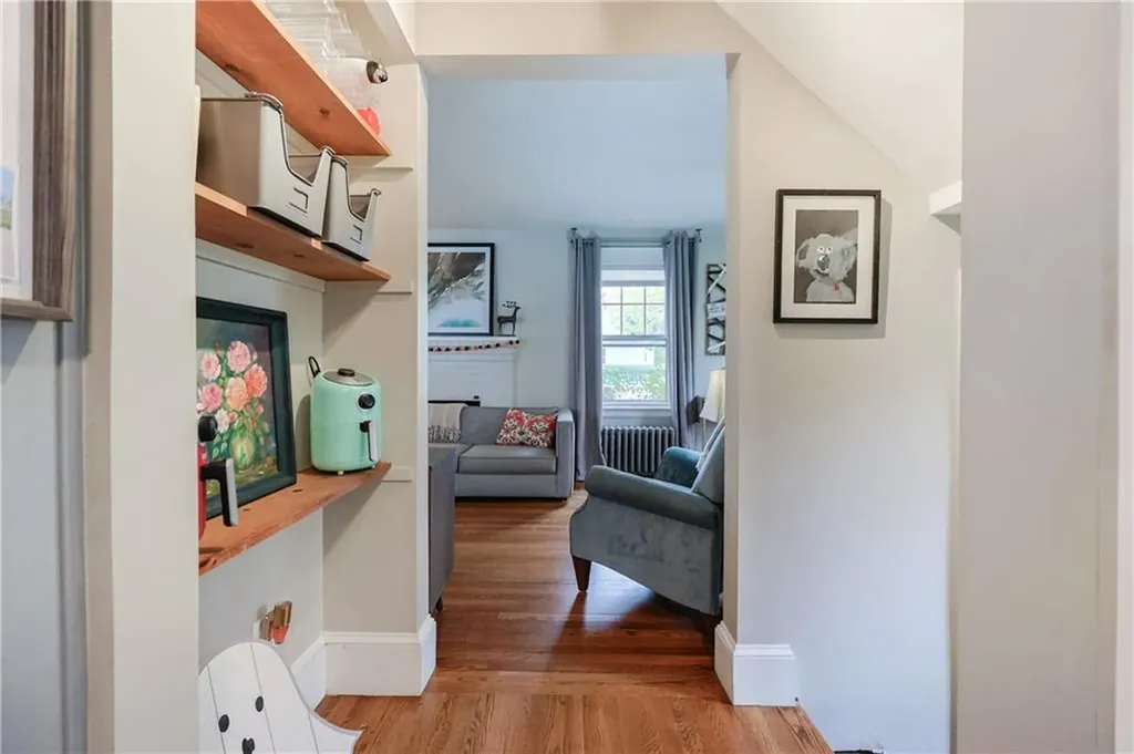 15 Burt Street Warwick RI 02886