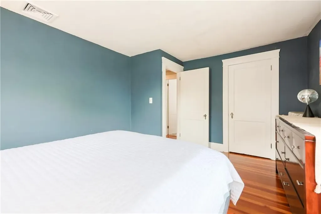 15 Burt Street Warwick RI 02886