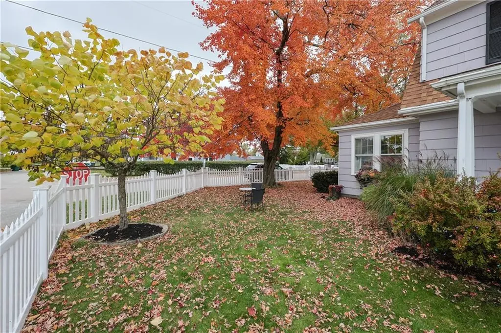 15 Burt Street Warwick RI 02886