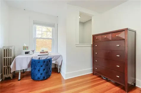 15 Burt Street Warwick RI 02886