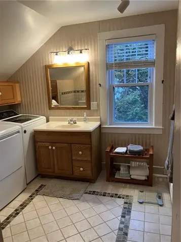 9 Potter Street Newport RI 02840