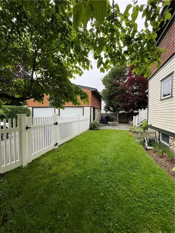 9 Potter Street Newport RI 02840