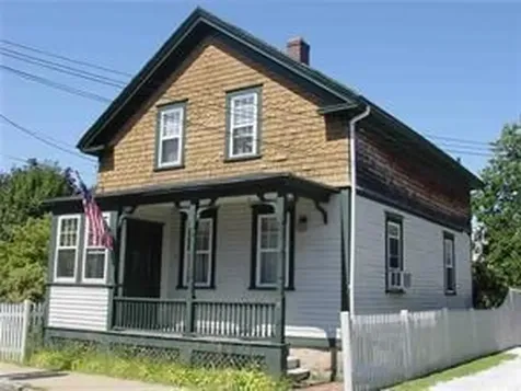 9 Potter Street Newport RI 02840