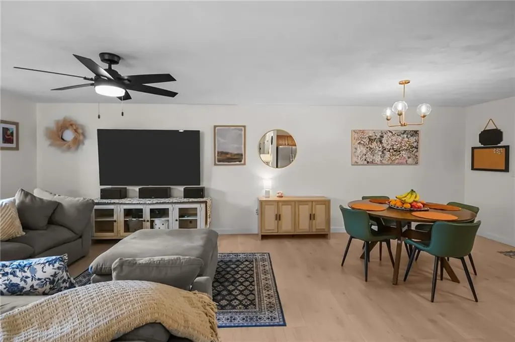 9 Chelmsford Avenue Warwick RI 02889