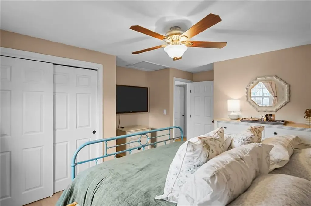 9 Chelmsford Avenue Warwick RI 02889