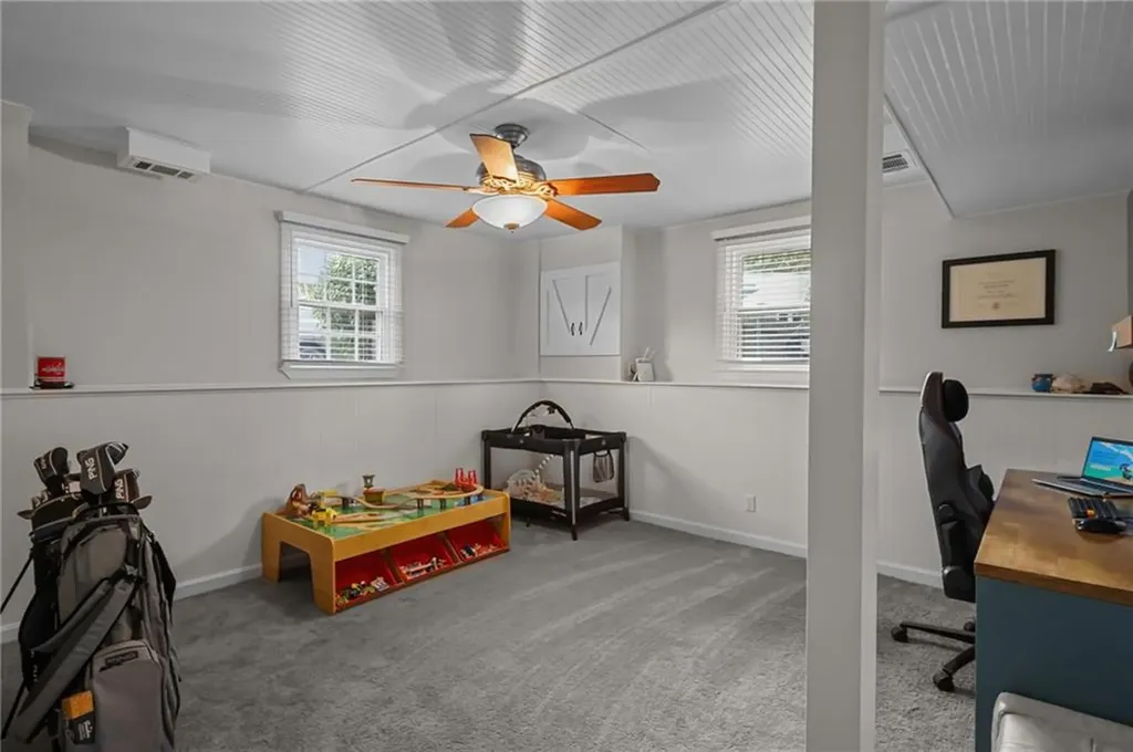 9 Chelmsford Avenue Warwick RI 02889