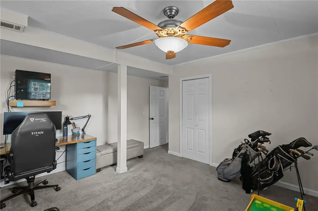 9 Chelmsford Avenue Warwick RI 02889