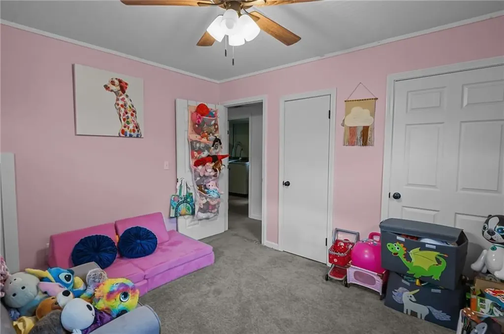 9 Chelmsford Avenue Warwick RI 02889