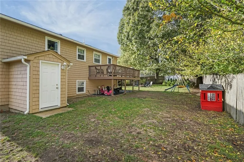 9 Chelmsford Avenue Warwick RI 02889