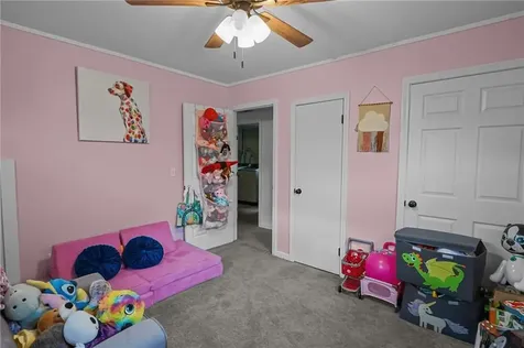 9 Chelmsford Avenue Warwick RI 02889