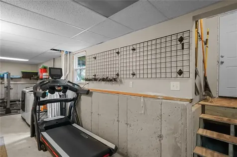 9 Chelmsford Avenue Warwick RI 02889