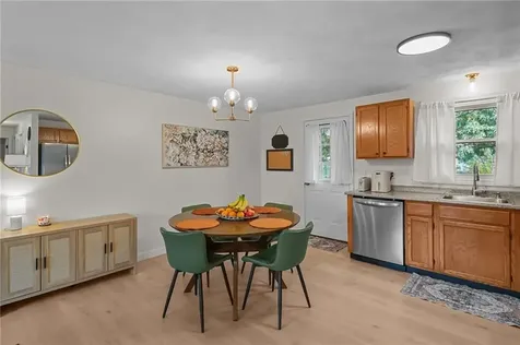 9 Chelmsford Avenue Warwick RI 02889