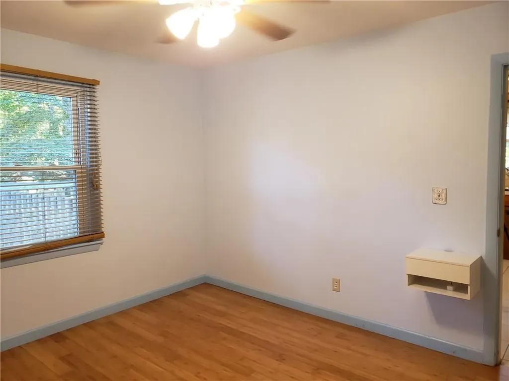 87 Lonsdale Street West Warwick RI 02893
