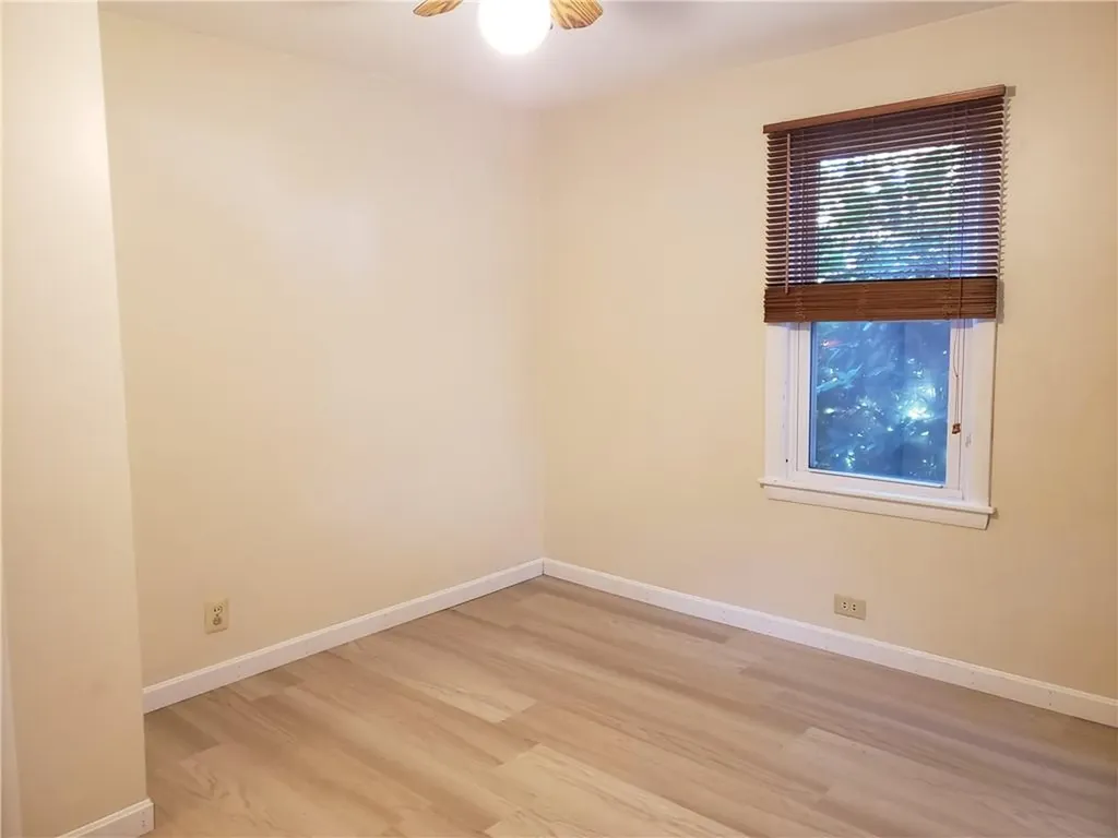 87 Lonsdale Street West Warwick RI 02893