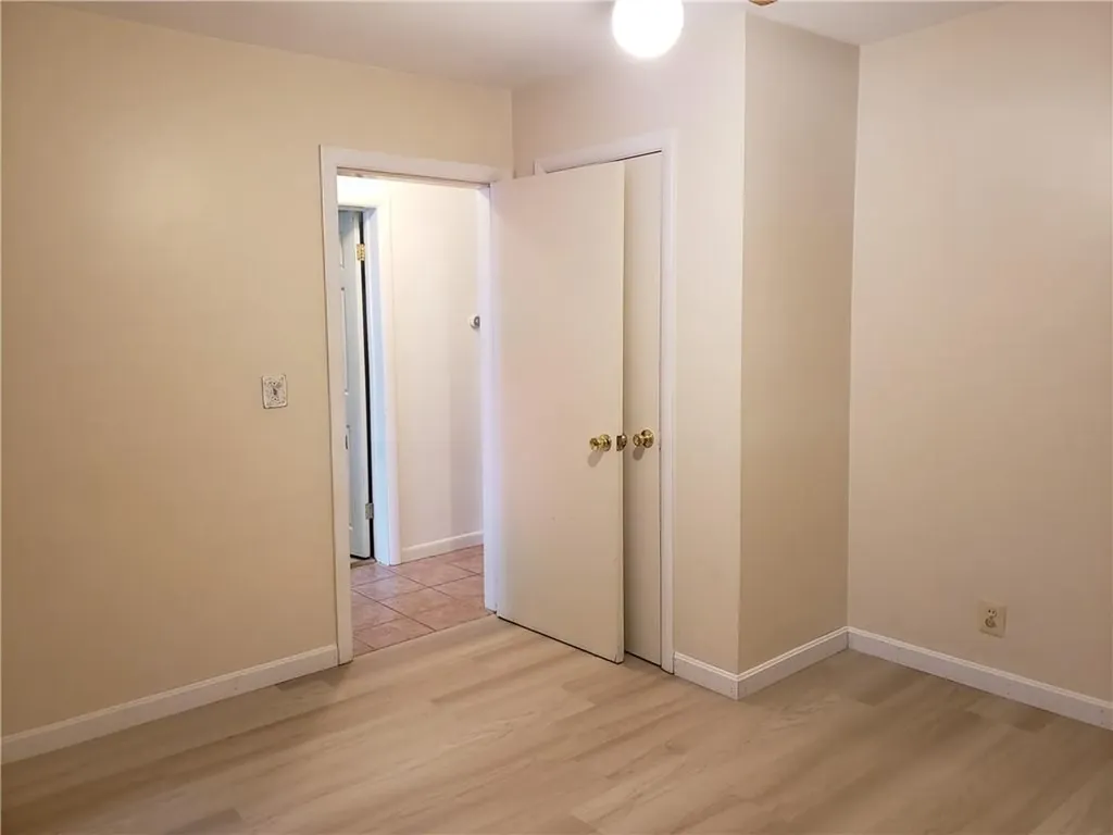 87 Lonsdale Street West Warwick RI 02893
