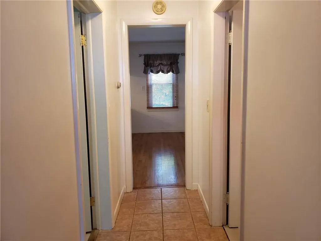 87 Lonsdale Street West Warwick RI 02893