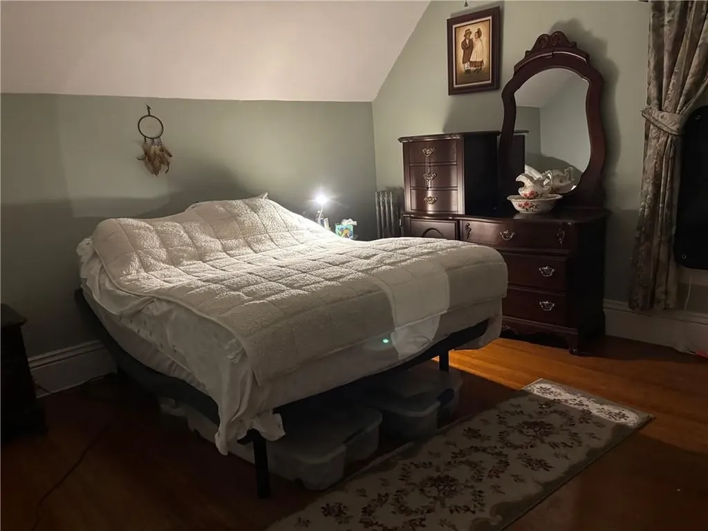 74 Maple Street Woonsocket RI 02895