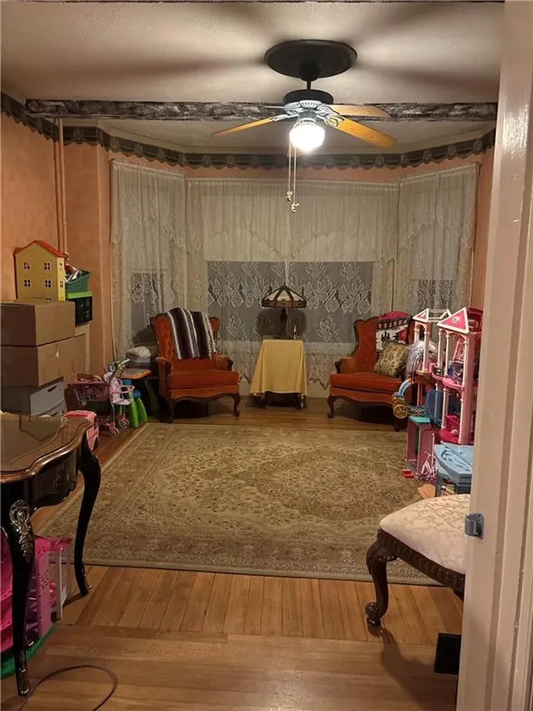 74 Maple Street Woonsocket RI 02895