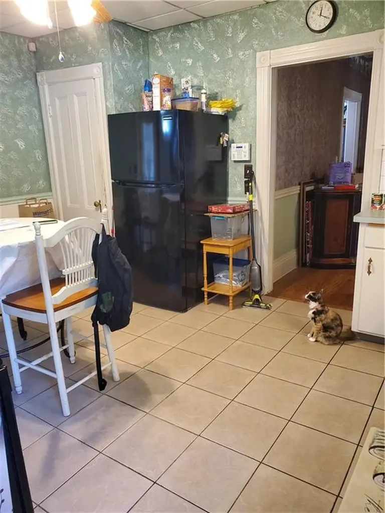 74 Maple Street Woonsocket RI 02895