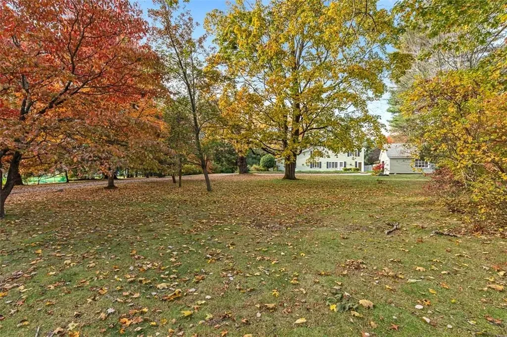 4 Chase Lane Lincoln RI 02865