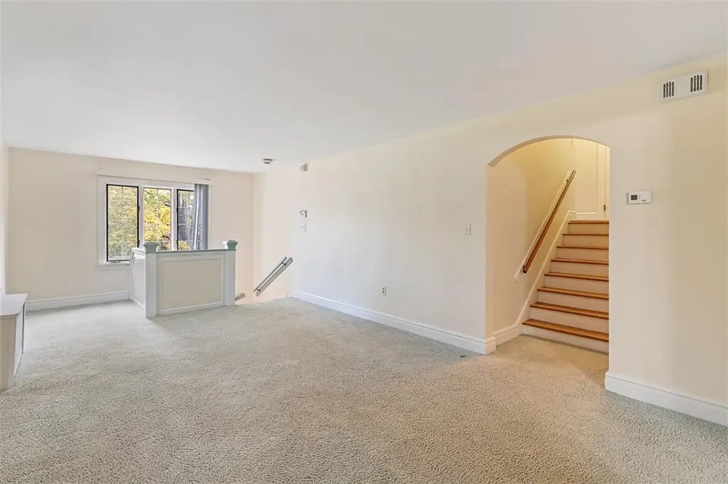 4 Chase Lane Lincoln RI 02865