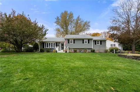 20 Birchwood Drive North Kingstown RI 02852