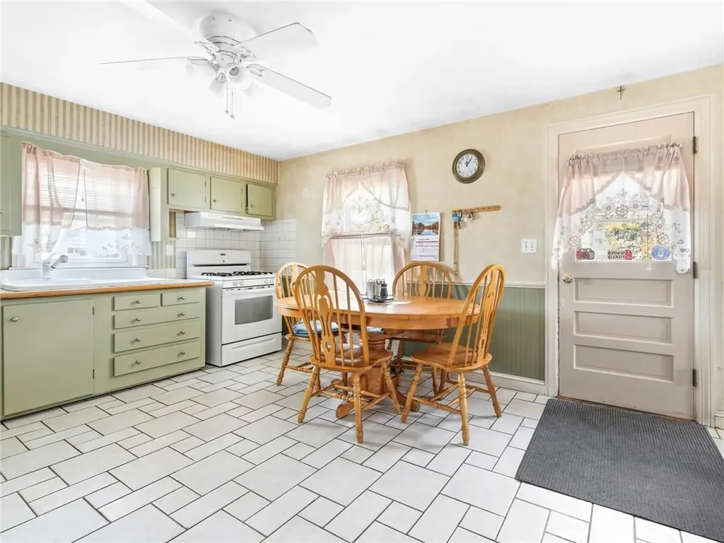 44 Stanley Street Pawtucket RI 02861