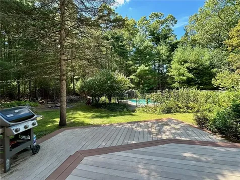 93 Provident Place Coventry RI 02816