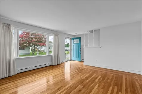 64 Kenyon Road Tiverton RI 02878