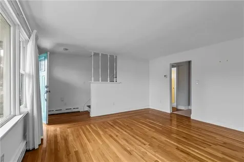 64 Kenyon Road Tiverton RI 02878