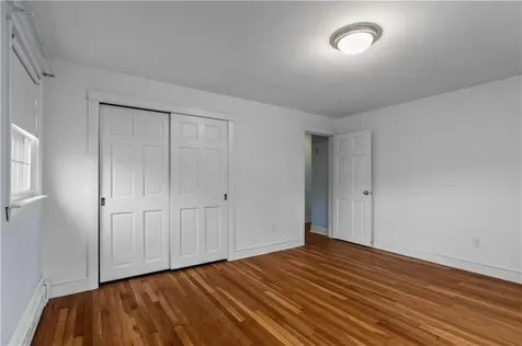 64 Kenyon Road Tiverton RI 02878