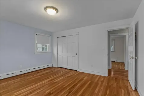 64 Kenyon Road Tiverton RI 02878