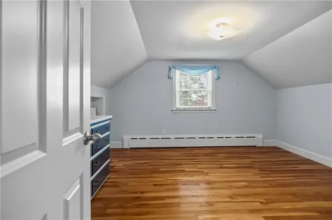 64 Kenyon Road Tiverton RI 02878