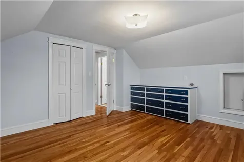 64 Kenyon Road Tiverton RI 02878