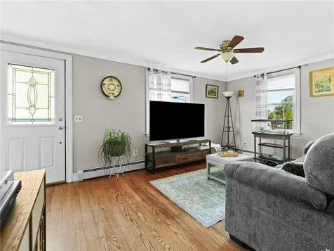 110 Heath Avenue Warwick RI 02888