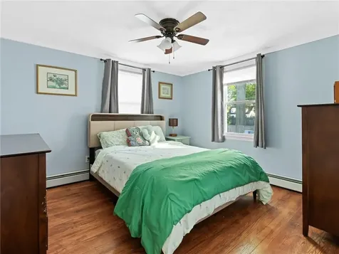 110 Heath Avenue Warwick RI 02888