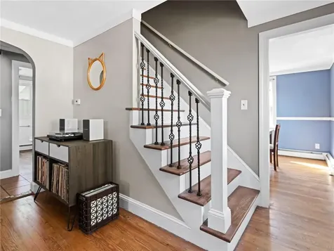 110 Heath Avenue Warwick RI 02888