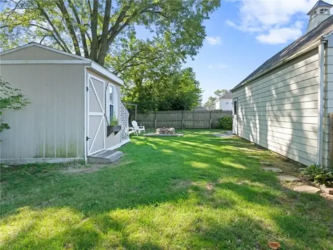 110 Heath Avenue Warwick RI 02888