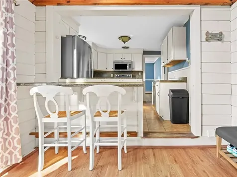 110 Heath Avenue Warwick RI 02888