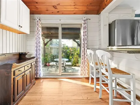 110 Heath Avenue Warwick RI 02888