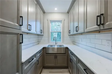 65 Burton Street Bristol RI 02809