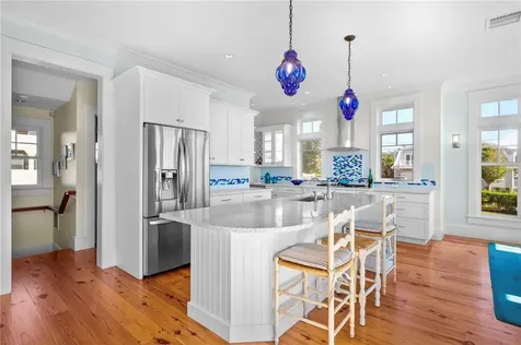 140 Tuckerman Avenue Middletown RI 02842