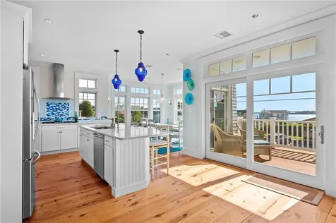 140 Tuckerman Avenue Middletown RI 02842