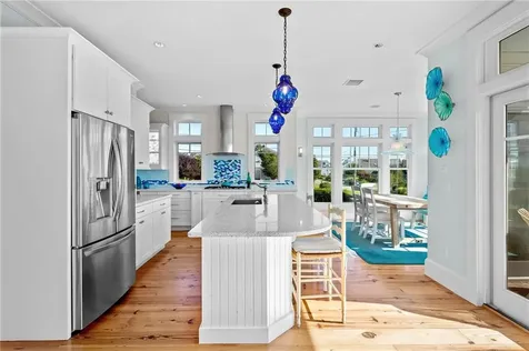 140 Tuckerman Avenue Middletown RI 02842