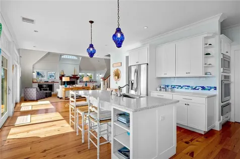 140 Tuckerman Avenue Middletown RI 02842