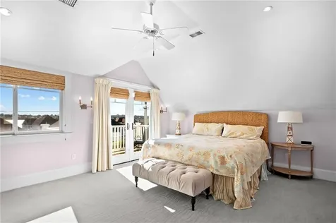 140 Tuckerman Avenue Middletown RI 02842